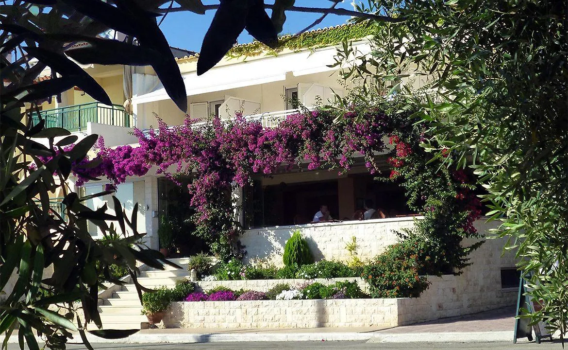 Loutra Village Beach Hotel