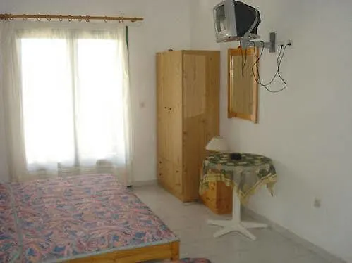 Loutra Village Beach Hotel 0*, Loutra (Kassandra) יוון